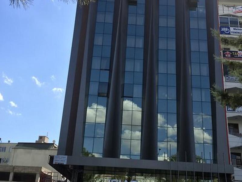 12BDE7B3389F13CB9D5663F4B9DE10F9