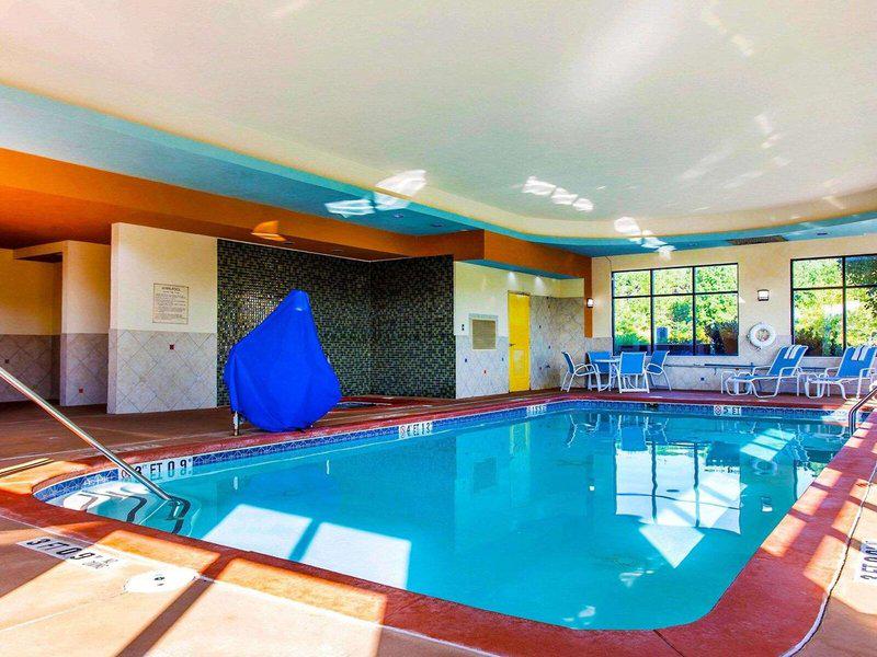 CC5810D402EC321C22C64D15D01DB6EA