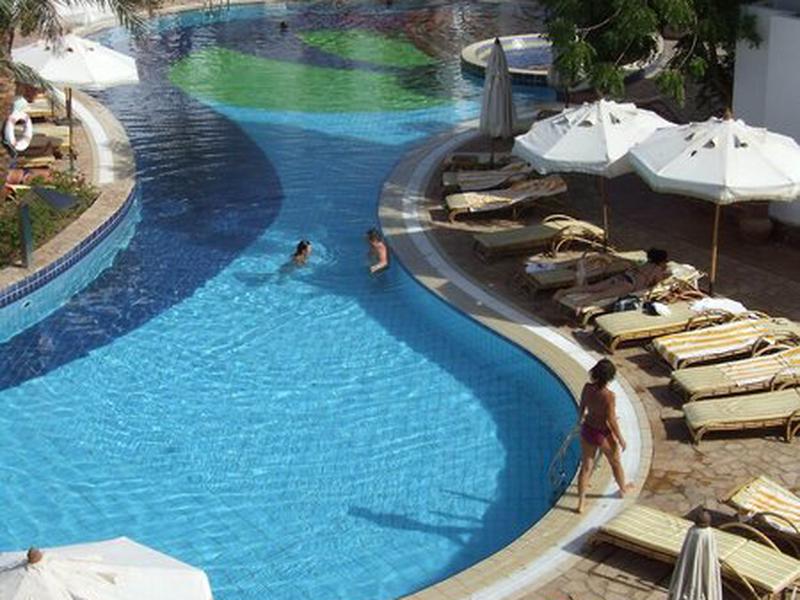 7FB03376D29563150CE8C0EBBC9B8B3E