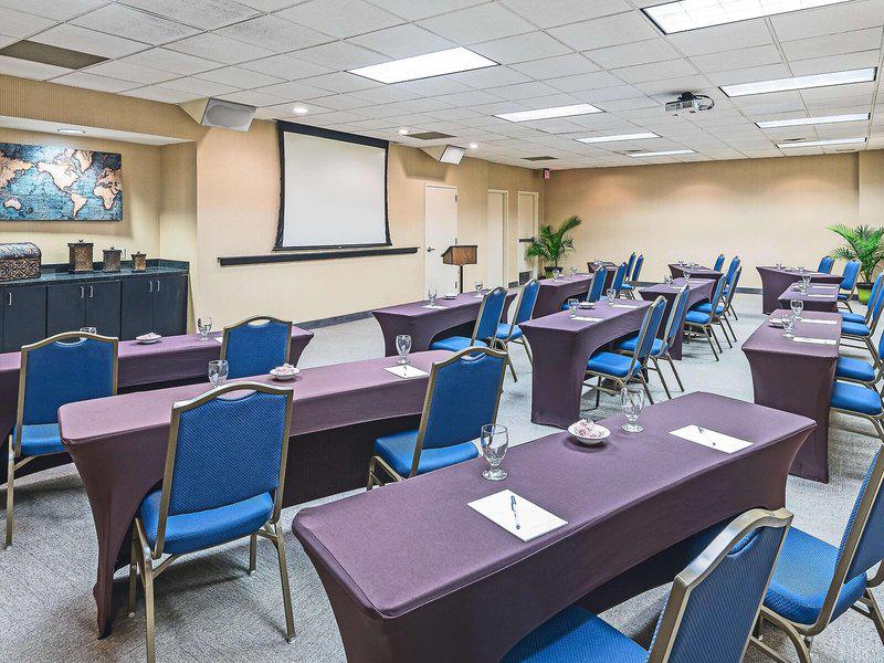 E0D5EABFC6857D2C46DA538A64724EEE