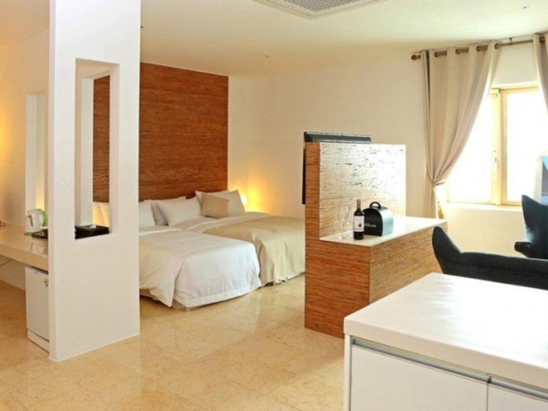 1D4BF08E41EAF48FEDF22939C1D5DD0D