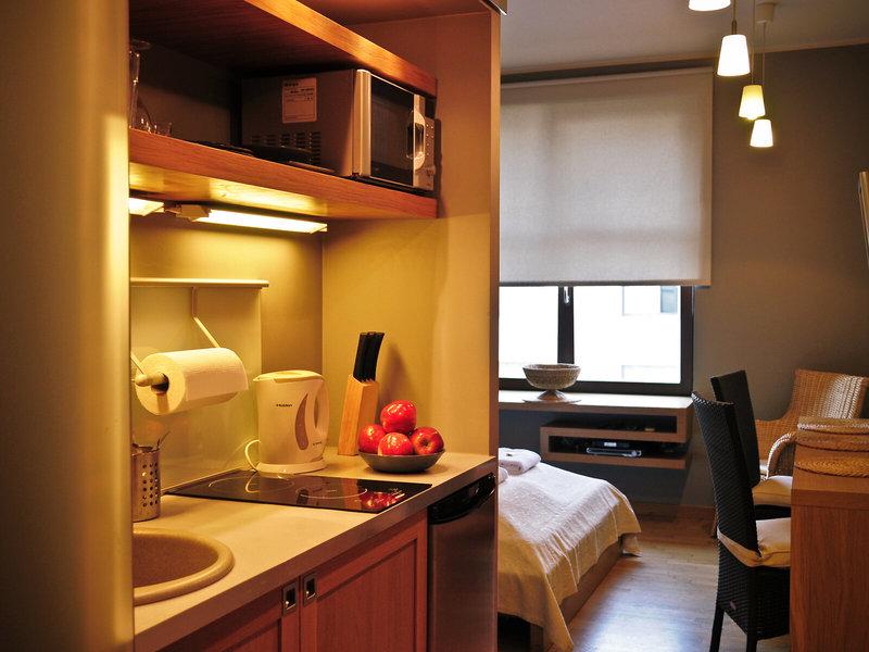 708CF4063EB9CBB4BA16AF2521296453