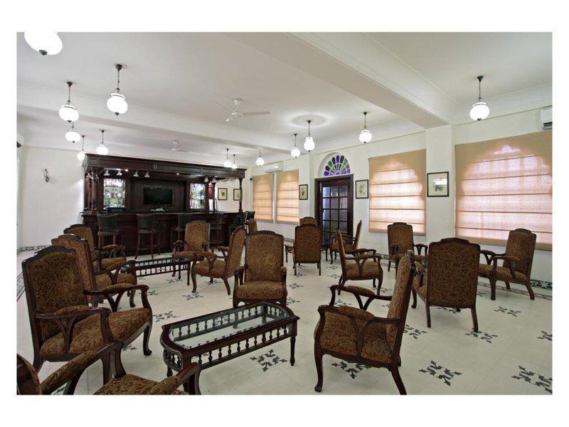 E1AC0E4E48E65B69B676FB1C56CA3665