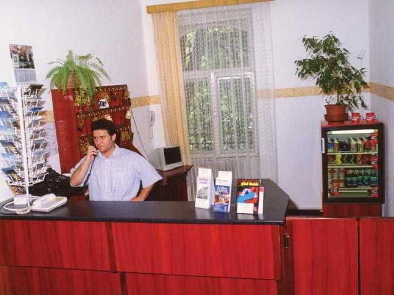 D42D599F006C8707EAAE99BCD2A01103