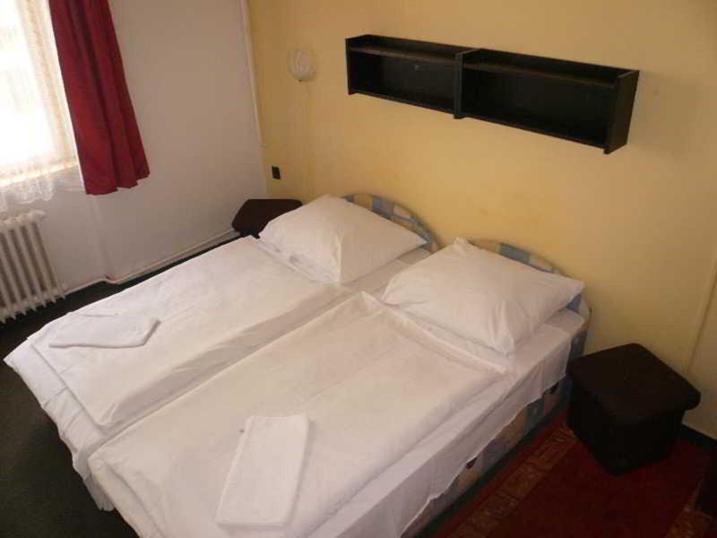 908CF7C046CEFB077571B4CD948D32E2