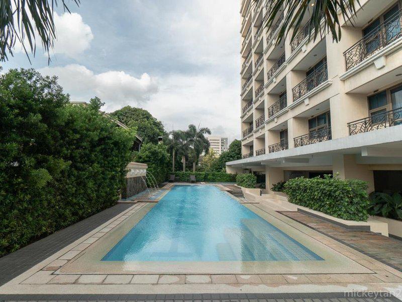 BB105F4A2EAC5D6E3795A9EF9375B2D2