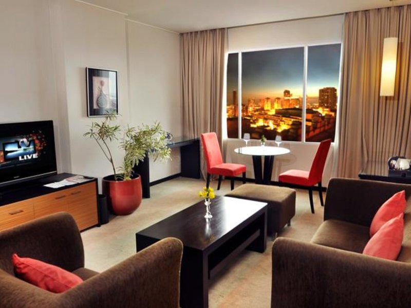 1F13A6D7F106B93BA451659176F47ECF