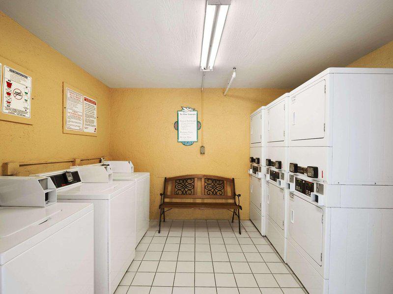 139DDD7CF9E06C6205355DBE33B9EC57