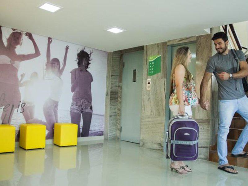 F22D9E3E765EBC6D5440C103D37BEF51