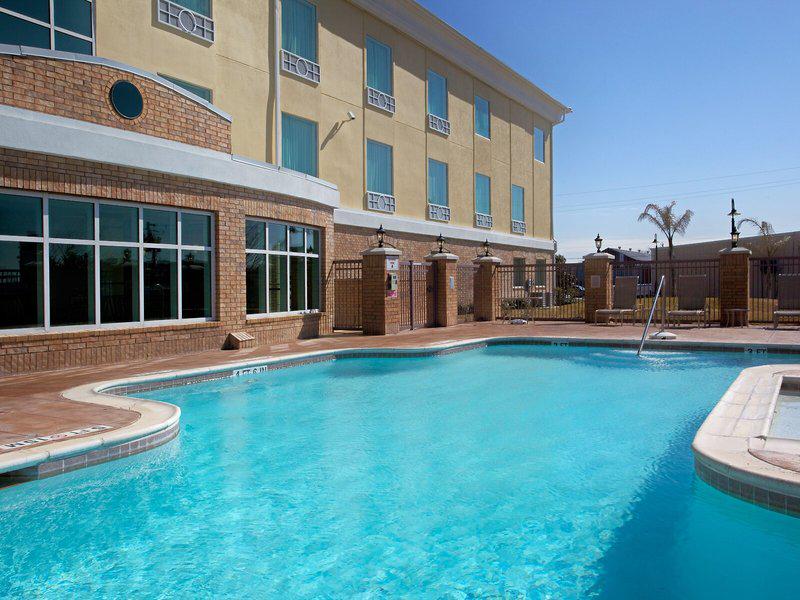 64CC5C5FD44355CDABB0BC709CB1B9F8