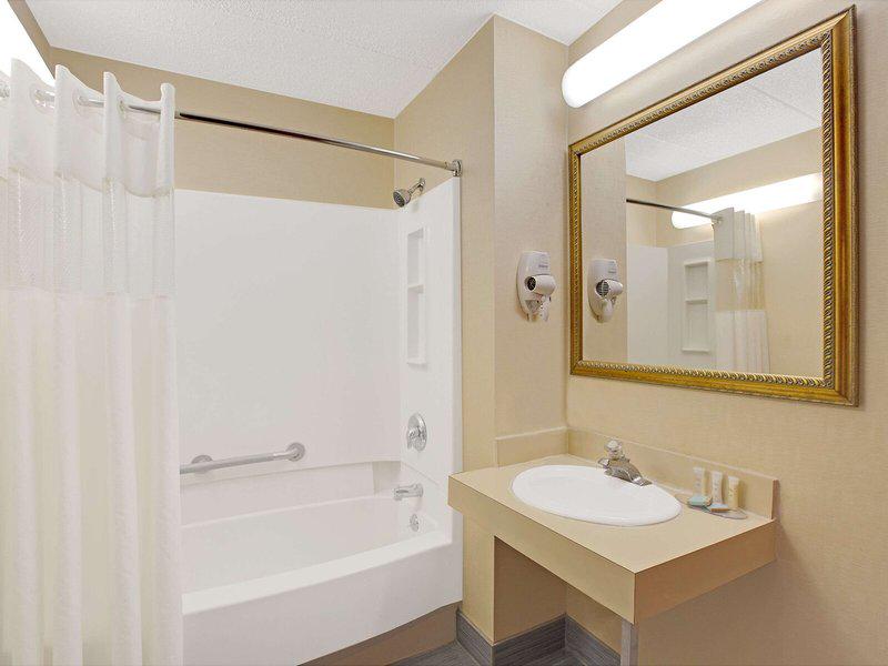 5F97B015B61056D438E274913C0F18DE