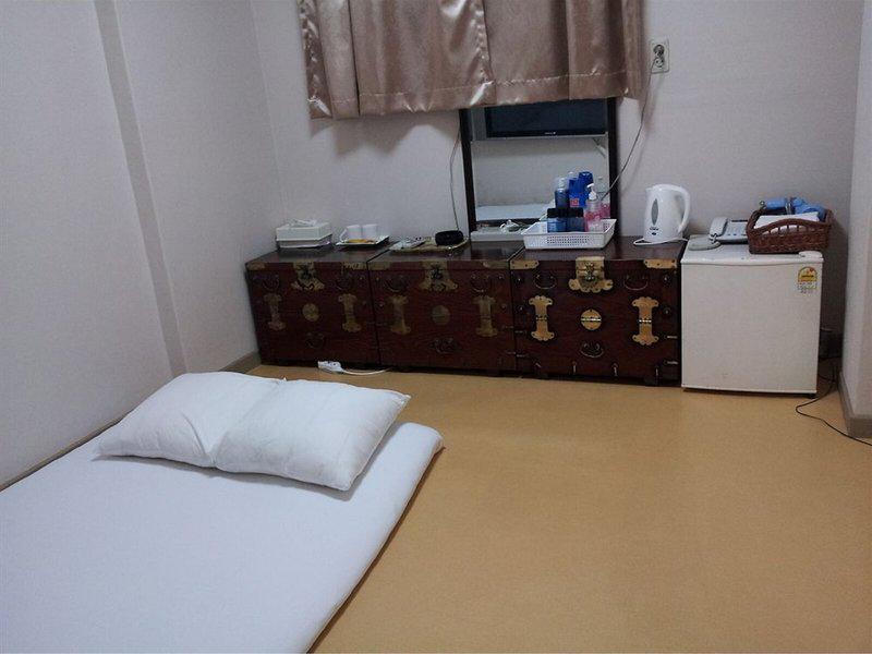 846597B41C218F77A6A09C0E949BD517