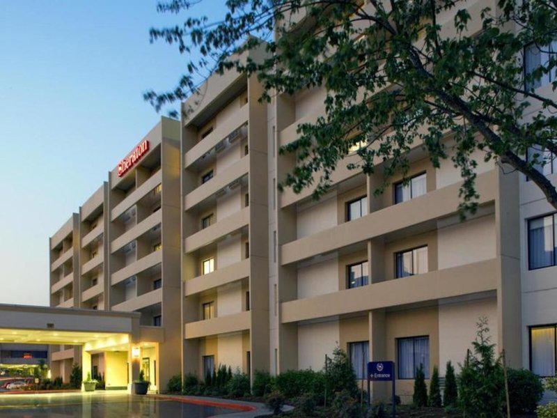 13C1F2D759AE4A9957409F338E757A6B