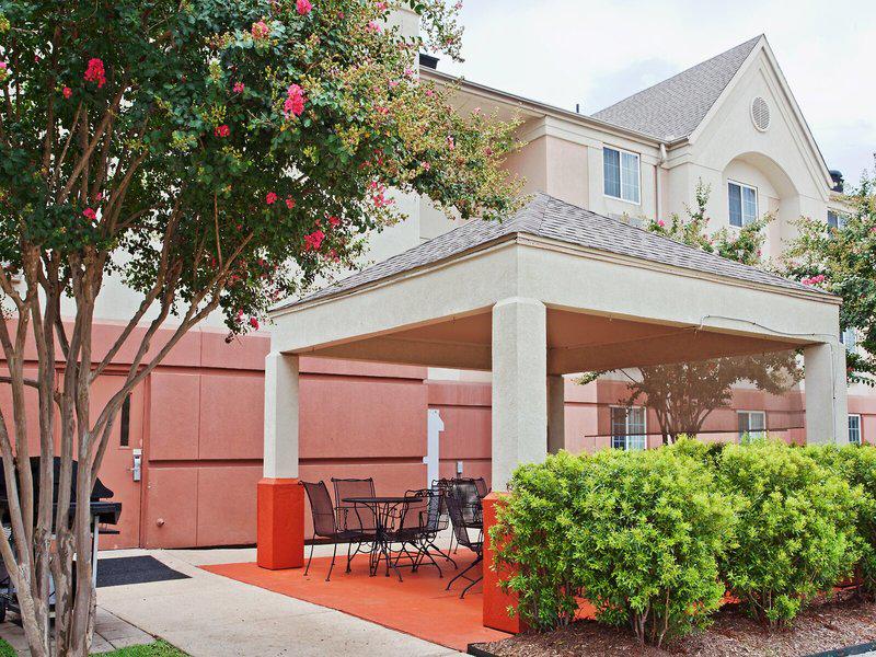 15CAC6A44E4027D0A2A945D92CDE76FF