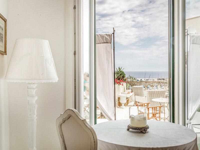 5978283B680151A08810658C6C340A16