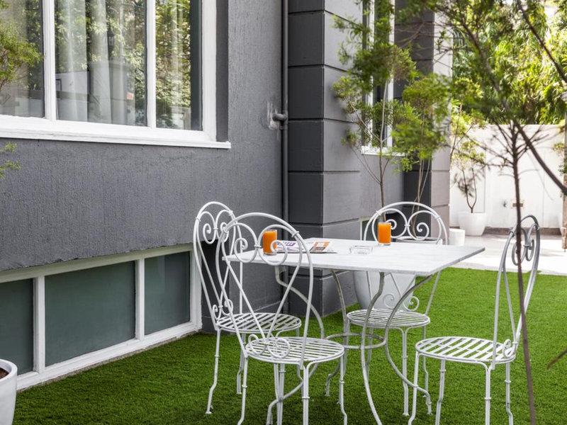 438956026CB2FBEF0B900AD86CA93A3C