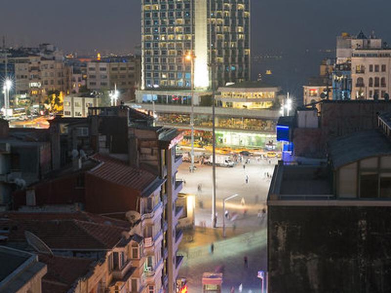 0CF2335E4325F22E1C987A281B3E45C5