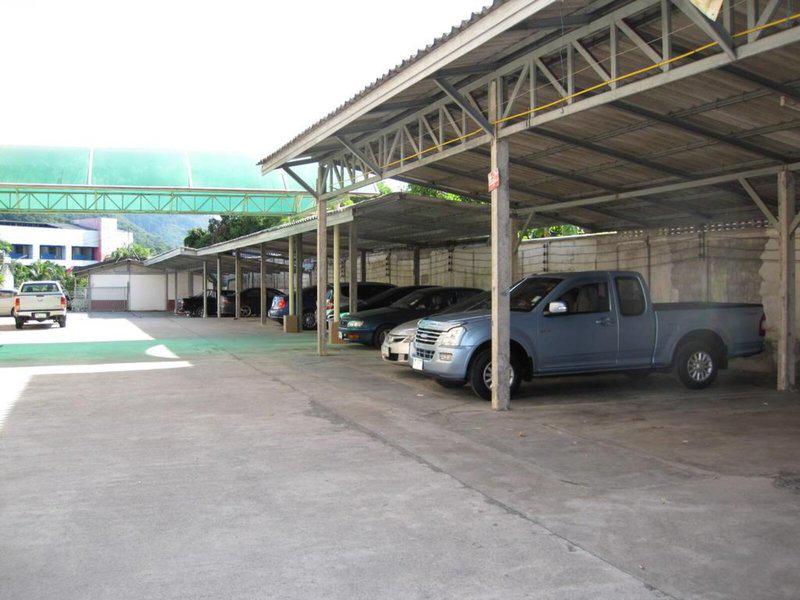 40D5BB846B320F52EB7EAB710090BF1C