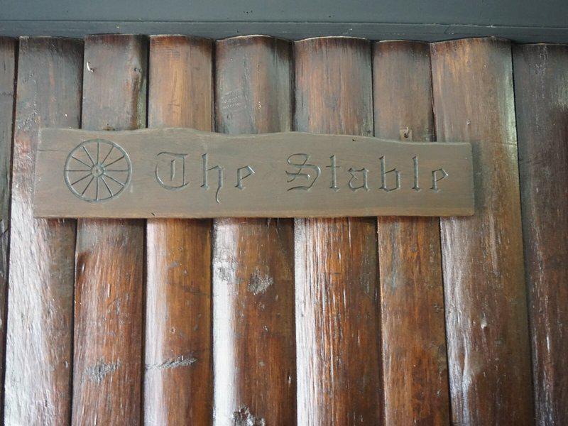 8DEDFB9BF139C1FF8AD693E11B0EB008