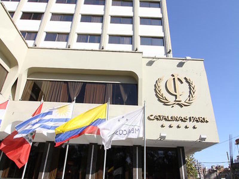 CBFD4307B9209875845FA857E0D8A45D