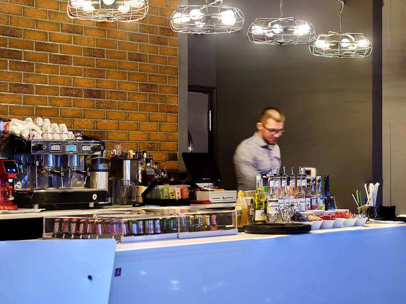 9FEDADE7D256D65F8B888FE824E77D52