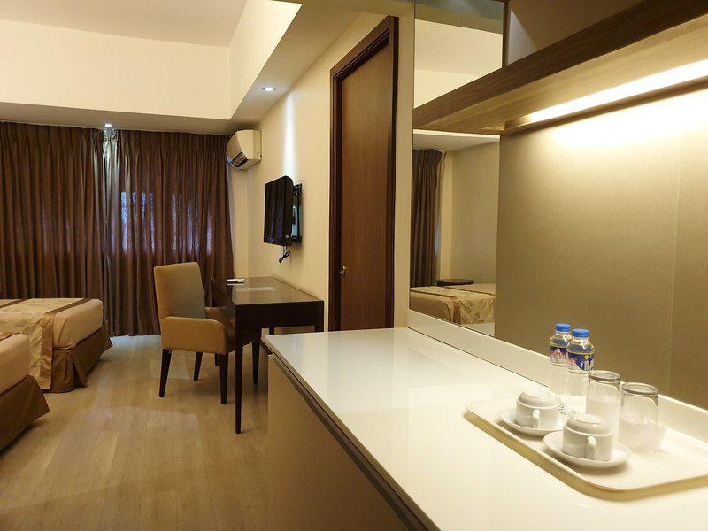 B76ED9F0FB7B8EAECFCAFB57A60C955C