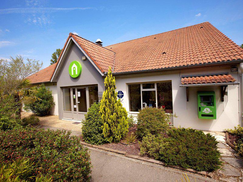 EB766F4C572652EB4ABF7A1FBEBFC308