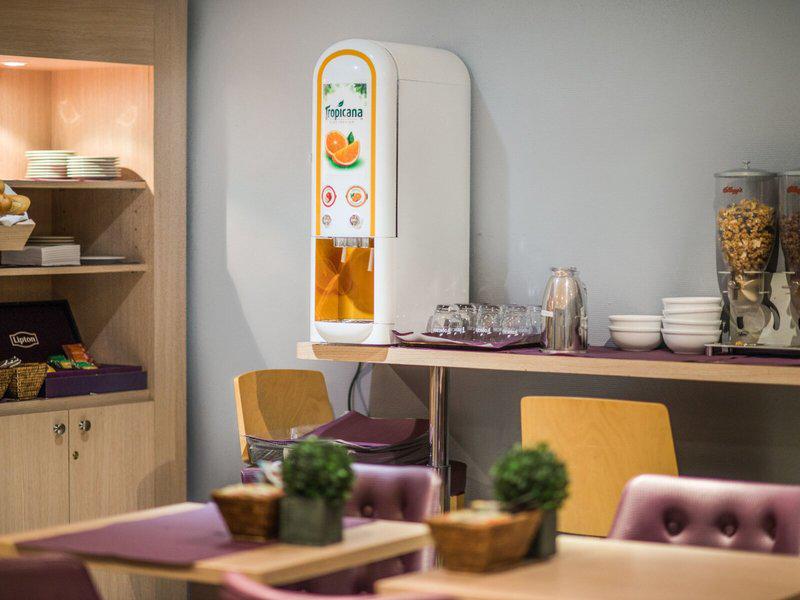 D23E01907418F2D823F563485B10B7C7