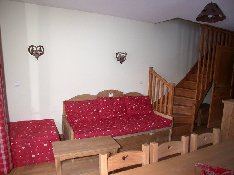 F5A3EB84C2C4E352B66C3B930F731E45