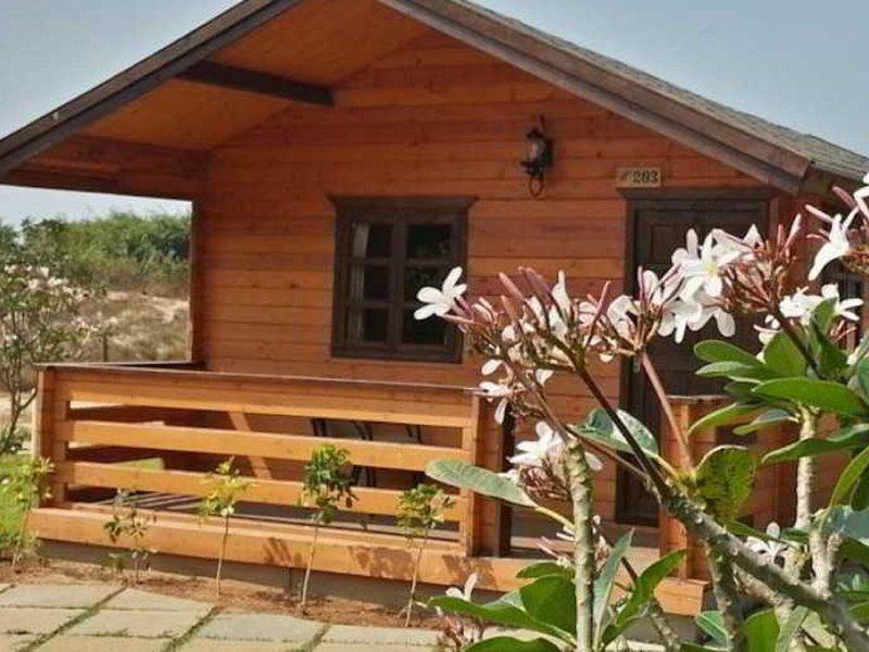 4B07C96969679EDC3BA9F2939BA7C4AB