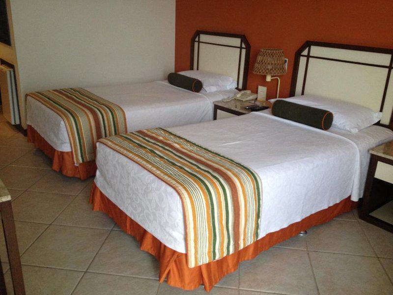 BB87083EFE9E08CE839F5C3A1796E116