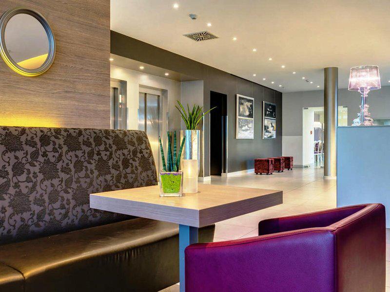 F32519B6803BCFB9B27AEAC0A1B97D5C