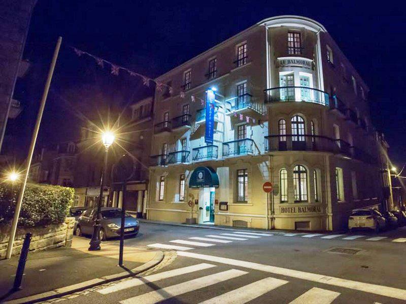 B24C8DAD4B5F948728B659D3A13223E2