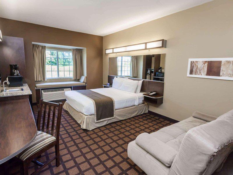 596F0797D584F5DBC438194823C8E65E