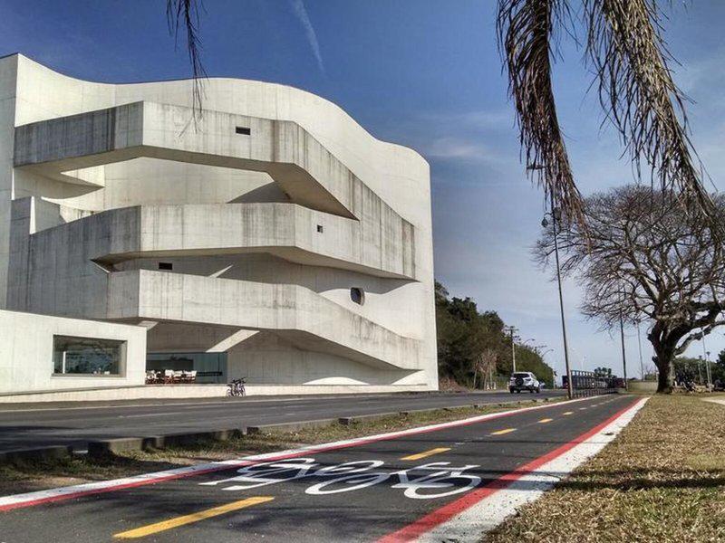 C9C675C06F4B236DAF1C1CEC92DA1A81