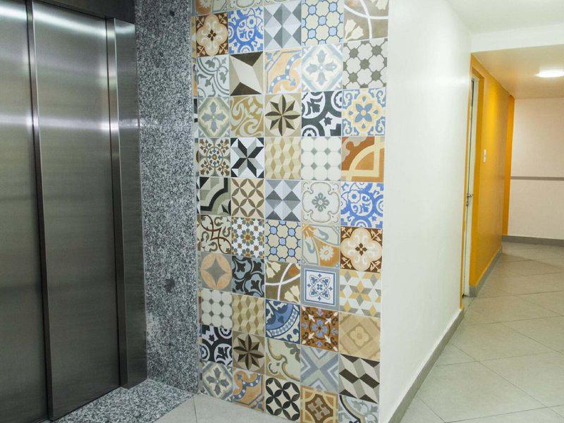 F24D4C7A64FB99824B9B91DAB182E9E9