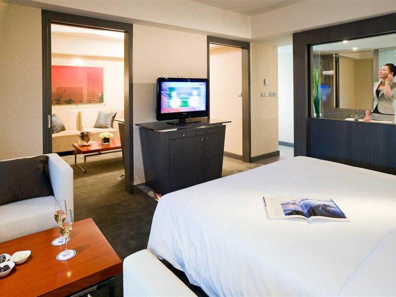 5C9F7881253744C0E3C4FDE8BF47DEF7