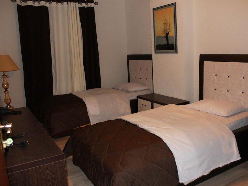 5A304229FB41F56CD8A707A9576C044E