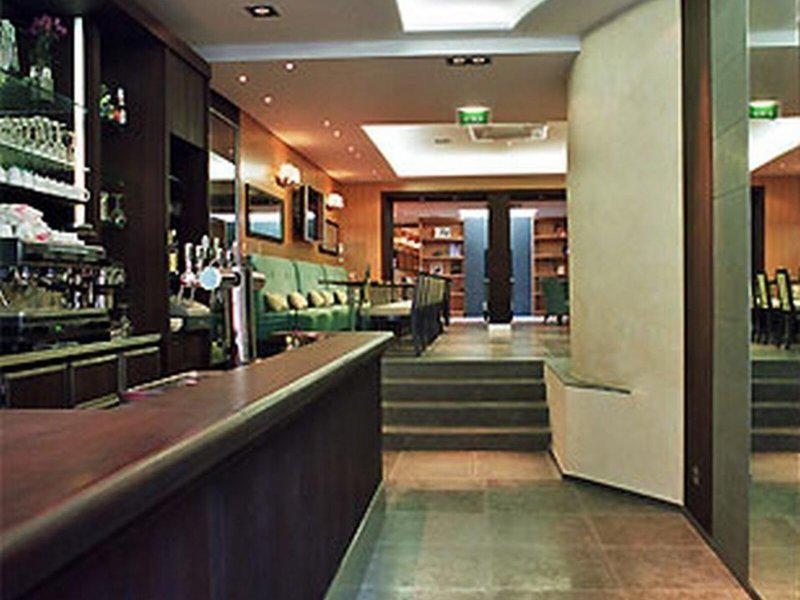 11E0FDCB211D399C734CEDDAAEA203E9