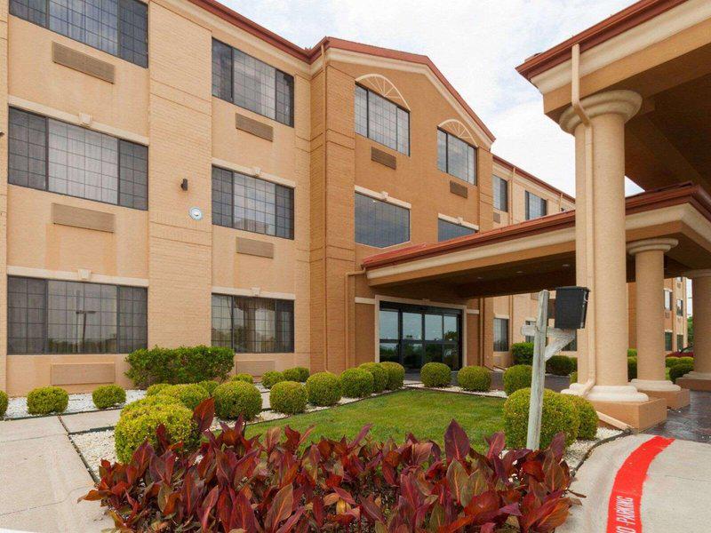 6911AB9A1FAB509F0DB216A545CB735E