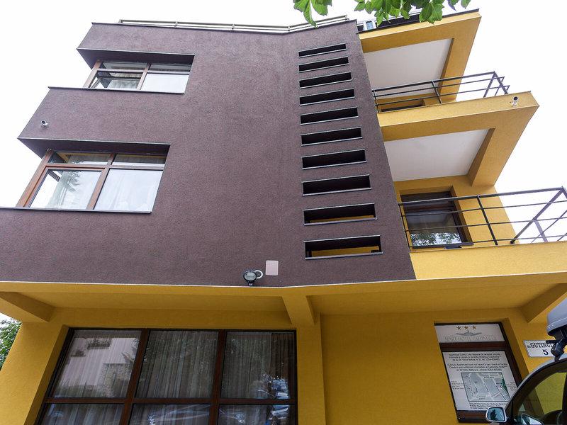 6D403101AF9D41084CA6594E68D2ABE5