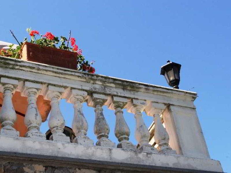 C3C2ABF6AB6DF77090535D5E83A2571F