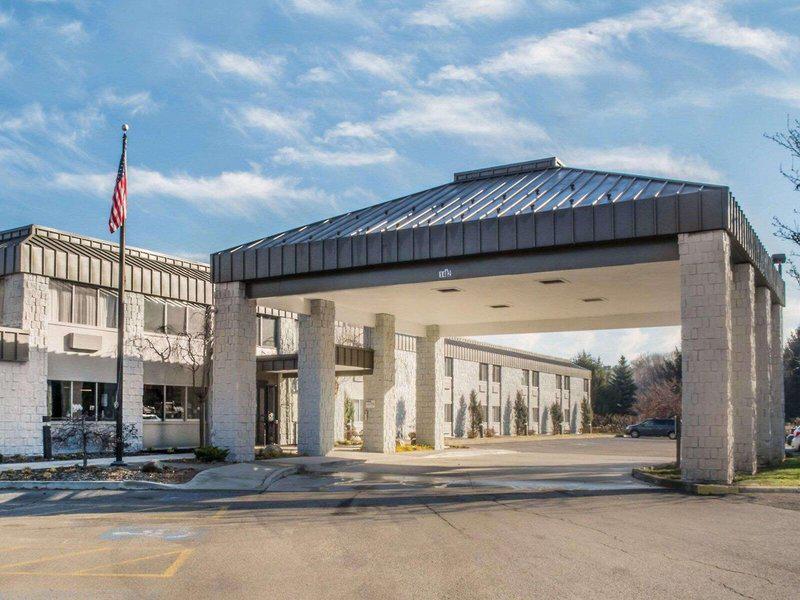 6B5CA6B18206DD4FD692F48AF992DBCF