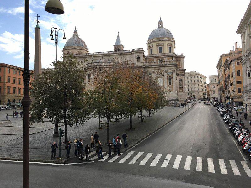 C207AFCC3E0979D3D146F0C22C8DFE4E