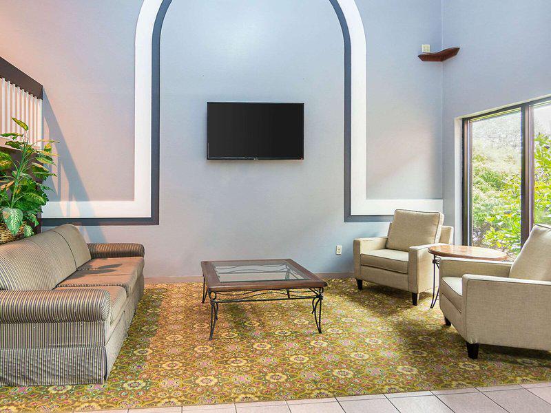 6F95432E8E835E846CEF17DB03738C89