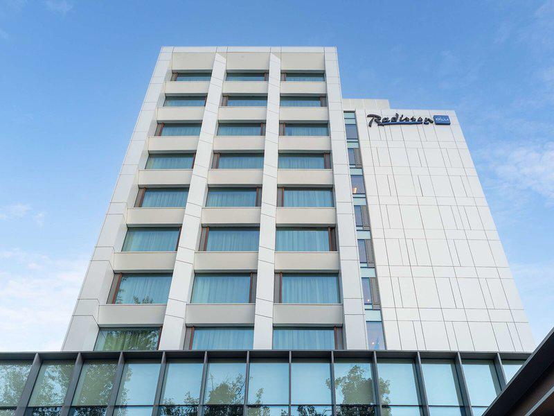 1FCB0EEEB3B59061AAC559323D85EDD2