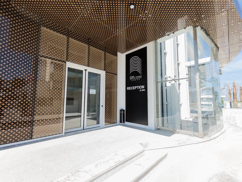 AB106B74F00EB6D9418D57DF31758500