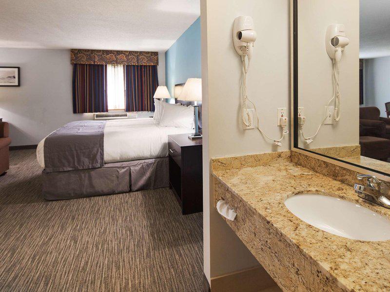 C00C393D77ABDA40D165476996BD27FB