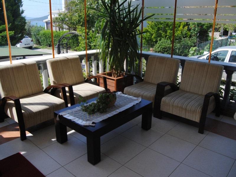 32F7027C760F0FB697BE53773F49A546