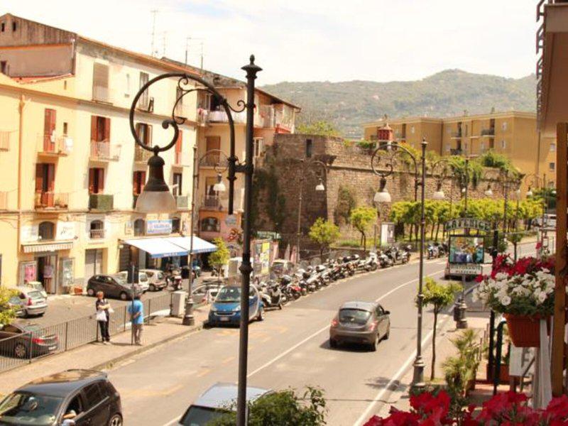 C81C62FC89E3298893F7B23120F1C66A